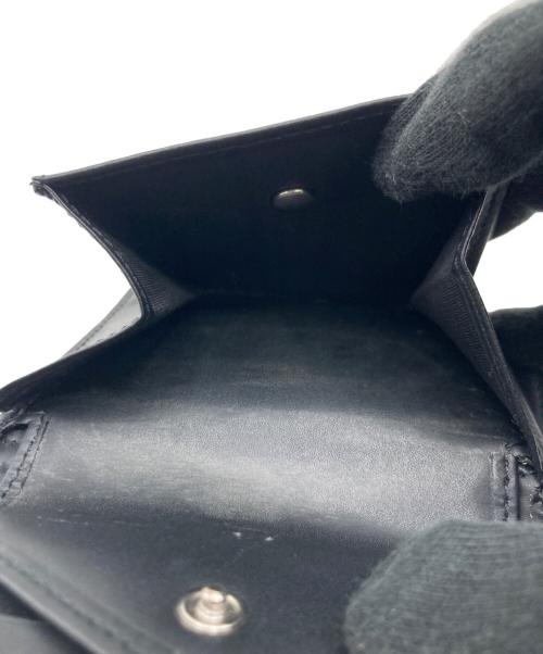 IACUCCI（イアクッチ）IACUCCI (イアクッチ) IACUCCI （イアクッチ）3つ折り財布 ベージュ×ブラックの古着・服飾アイテム