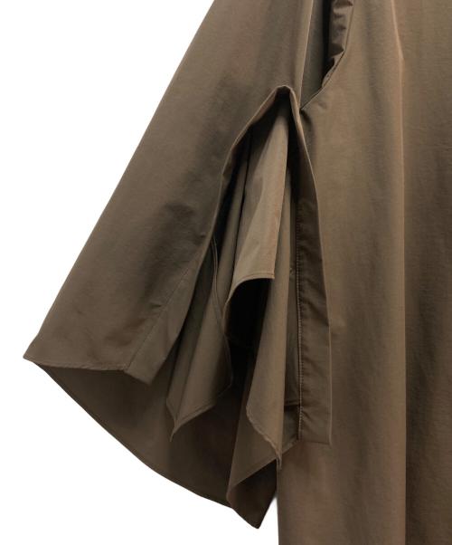LE PHIL（ル フィル）LE PHIL (ル フィル) ラッフルスリーブブロードブラウス ブラウン サイズ:Fの古着・服飾アイテム