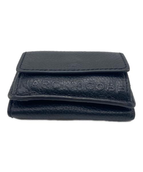 MARC JACOBS（マークジェイコブス）MARC JACOBS (マークジェイコブス) THE TEXTURED BOX 3つ折り財布 ブラックの古着・服飾アイテム