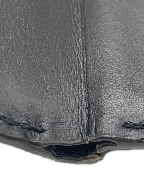 MARC JACOBS（マークジェイコブス）MARC JACOBS (マークジェイコブス) THE TEXTURED BOX 3つ折り財布 ブラックの古着・服飾アイテム