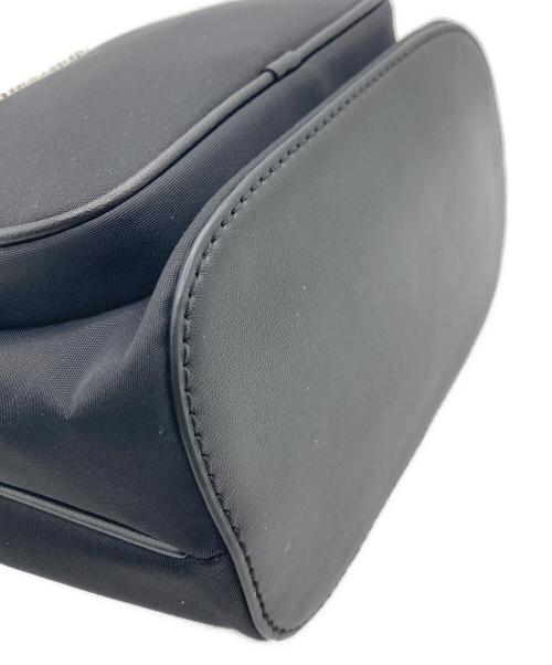 MICHAEL KORS（マイケル・コース）MICHAEL KORS (マイケル・コース) スモールバケット クロスボディ ブラックの古着・服飾アイテム