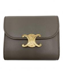 CELINE（セリーヌ）の古着「トリオンフ スモールフラップウォレット」｜グレー