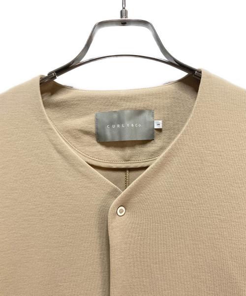 CURLY&Co.（カーリー）CURLY&Co. (カーリー) DOUBLE KNIT SNAP-BUTTON CARDIGAN ベージュ サイズ:1の古着・服飾アイテム