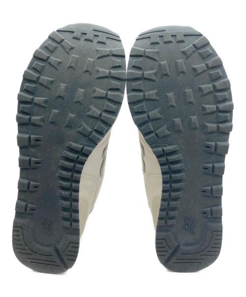 NEW BALANCE（ニューバランス）NEW BALANCE (ニューバランス) スニーカーU574OF2 ホワイト×ライトグレー サイズ:27の古着・服飾アイテム