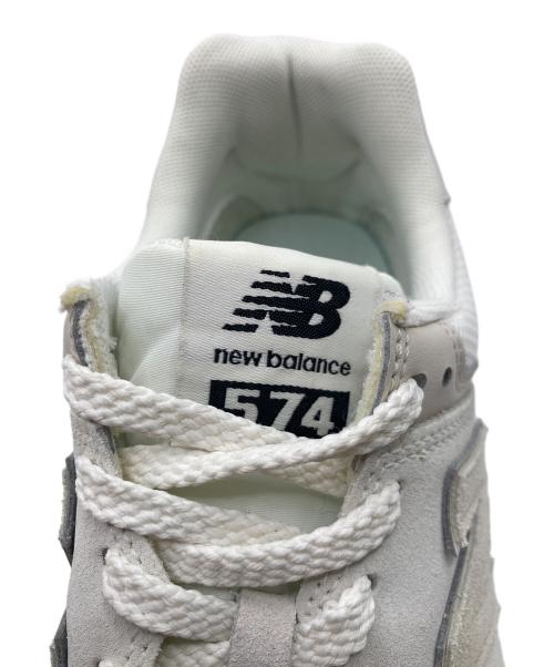NEW BALANCE（ニューバランス）NEW BALANCE (ニューバランス) スニーカーU574OF2 ホワイト×ライトグレー サイズ:27の古着・服飾アイテム