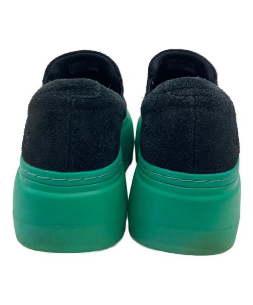 UGG（アグ）UGG (アグ) マリン メガ スリッポン ブラック×グリーン サイズ:23の古着・服飾アイテム