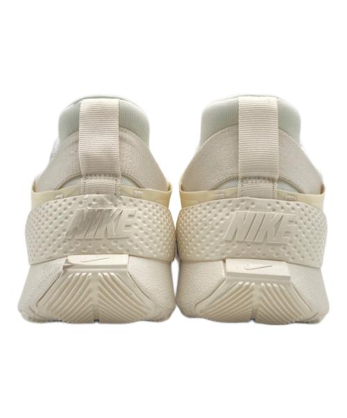 NIKE（ナイキ）NIKE (ナイキ) NIKE Go FlyEarse Pale Ivory ホワイト サイズ:US 6.5の古着・服飾アイテム