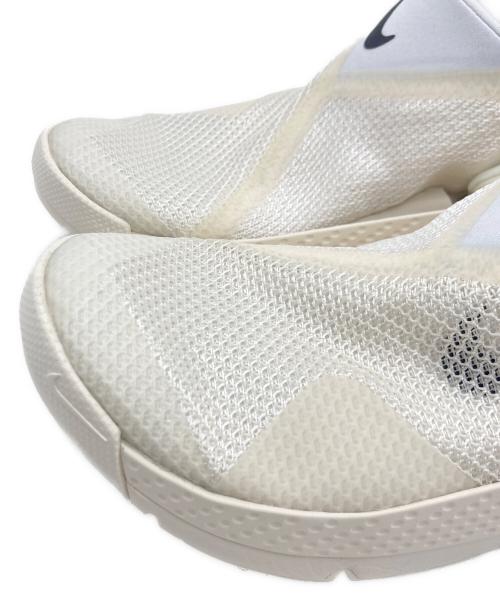 NIKE（ナイキ）NIKE (ナイキ) NIKE Go FlyEarse Pale Ivory ホワイト サイズ:US 6.5の古着・服飾アイテム