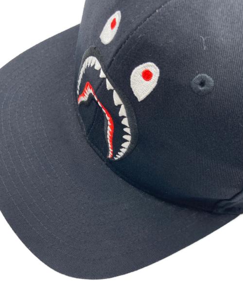 A BATHING APE（アベイシングエイプ）A BATHING APE (アベイシングエイプ) キャップ ブラックの古着・服飾アイテム