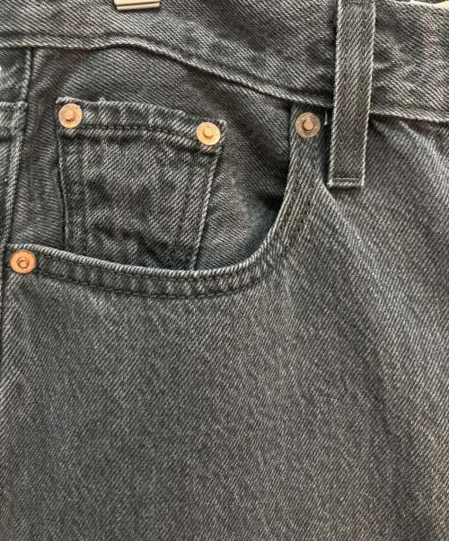 LEVI'S（リーバイス）LEVI'S (リーバイス) ワイドデニムパンツ ブラック サイズ:25の古着・服飾アイテム