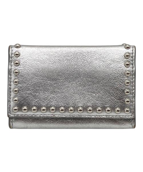 J&M DAVIDSON（ジェイ＆エム デヴィッドソン）J&M DAVIDSON (ジェイ＆エム デヴィッドソン) FOLD WALLET WITH STUDS シルバーの古着・服飾アイテム