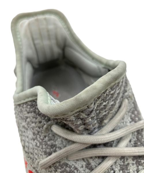 adidas（アディダス）adidas (アディダス) YEEZY BOOST350V2 グレー×レッド サイズ:US 8 1/2の古着・服飾アイテム