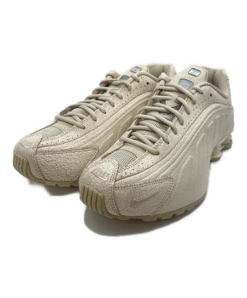 NIKE（ナイキ）NIKE (ナイキ) SHOX R4 QS ホワイト サイズ:28の古着・服飾アイテム