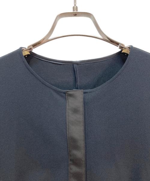 NOLLEY'S（ノーリーズ）NOLLEY'S (ノーリーズ) ウォッシャブルカットジョーゼットサイドタック2WAYブラウス ネイビー サイズ:38の古着・服飾アイテム