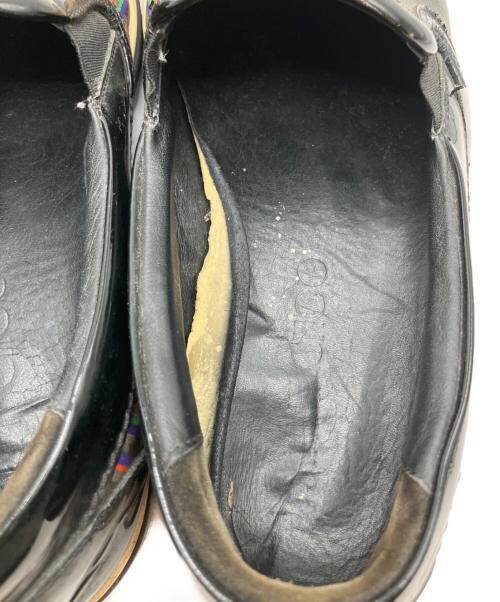 JIMMY CHOO（ジミーチュウ）JIMMY CHOO (ジミーチュウ) スリッポン ブラック×ピンク サイズ:26.5㎝の古着・服飾アイテム