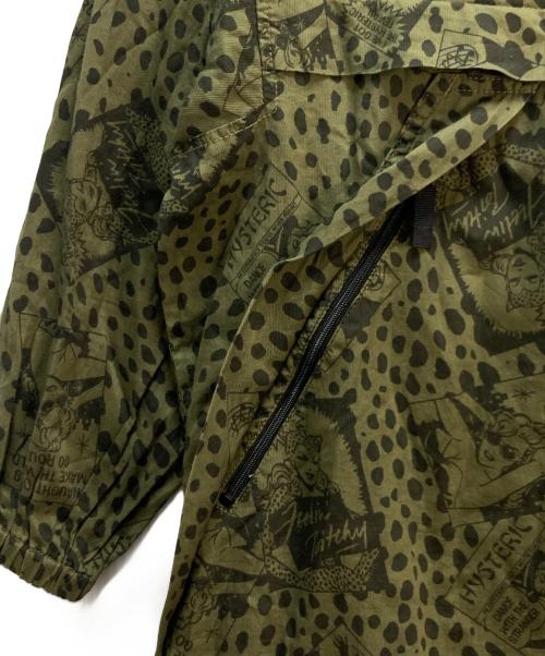 Hysteric Glamour（ヒステリックグラマー）Hysteric Glamour (ヒステリックグラマー) FEELIN' HYSTERIC 総柄 フーデットワンピース オリーブ×ブラック サイズ:FREEの古着・服飾アイテム
