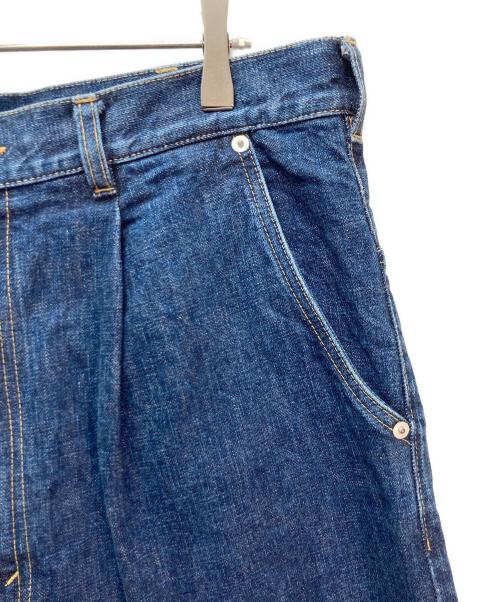 COMME des GARCONS（コムデギャルソン）COMME des GARCONS (コムデギャルソン) タックワイド テーパードデニムパンツ インディゴ サイズ:Mの古着・服飾アイテム