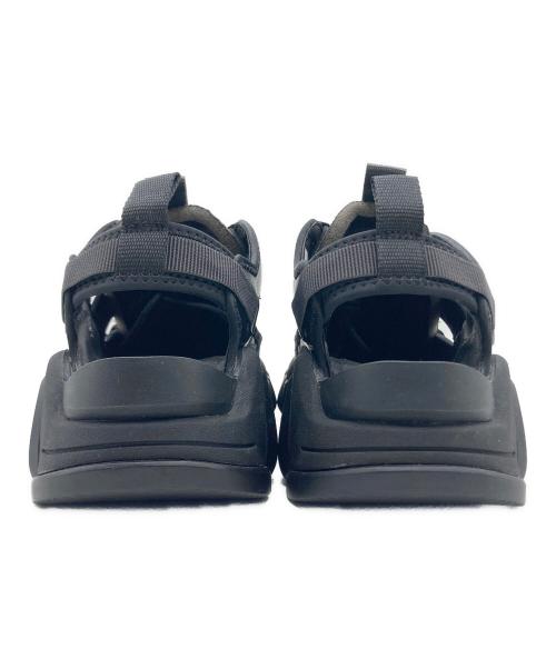 Onitsuka Tiger（オニツカタイガー）Onitsuka Tiger (オニツカタイガー) DENTIGRE CAGE スニーカーサンダル ブラック サイズ:US 6の古着・服飾アイテム