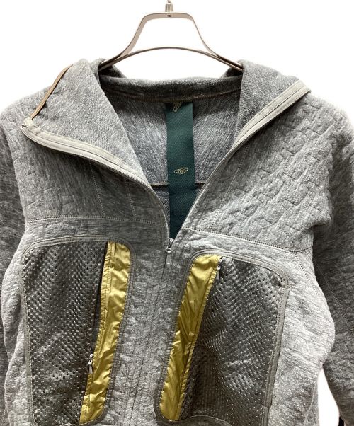 is-ness（イズネス）is-ness (イズネス) メッシュジップポケットジップパーカー グレー サイズ:Mの古着・服飾アイテム