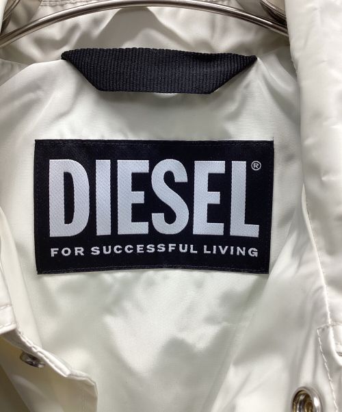 DIESEL（ディーゼル）DIESEL (ディーゼル) J-Coal-NP コーチジャケット ホワイト サイズ:XSの古着・服飾アイテム