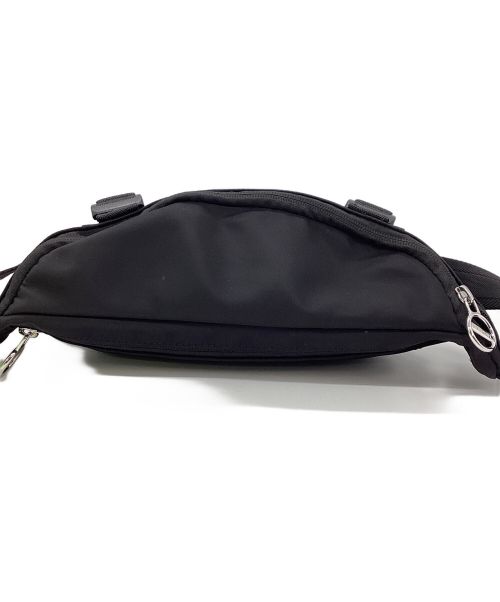 DIESEL（ディーゼル）DIESEL (ディーゼル) ボディーバッグ 未使用品の古着・服飾アイテム