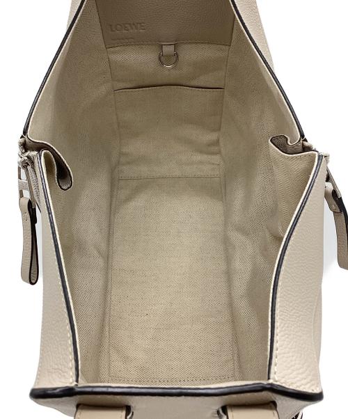 LOEWE（ロエベ）LOEWE (ロエベ) ハンモックバッグ ベージュの古着・服飾アイテム