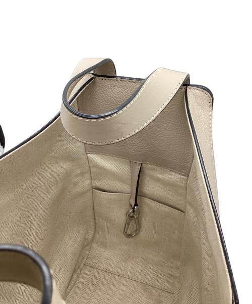 LOEWE（ロエベ）LOEWE (ロエベ) ハンモックバッグ ベージュの古着・服飾アイテム