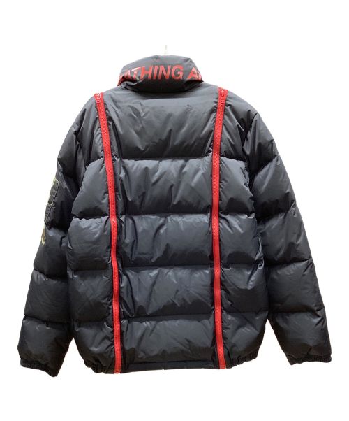 A BATHING APE（アベイシングエイプ）A BATHING APE (アベイシングエイプ) ダウンジャケット レッド×ブラック サイズ:Lの古着・服飾アイテム