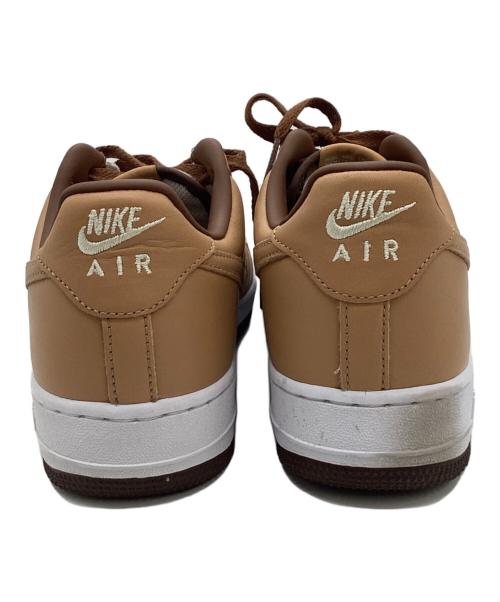 NIKE（ナイキ）NIKE (ナイキ) スニーカー ベージュ サイズ:26.5の古着・服飾アイテム