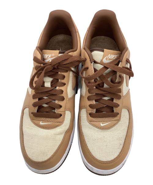 NIKE（ナイキ）NIKE (ナイキ) スニーカー ベージュ サイズ:26.5の古着・服飾アイテム