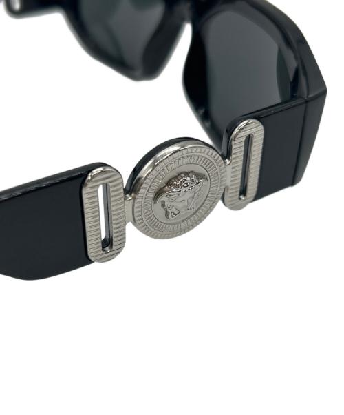 VERSACE（ヴェルサーチェ）VERSACE (ヴェルサーチェ) サングラスの古着・服飾アイテム