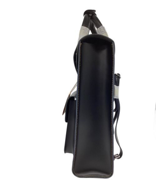 Dr.Martens（ドクターマーチン）Dr.Martens (ドクターマーチン) スモールレザーバックパック 未使用品の古着・服飾アイテム