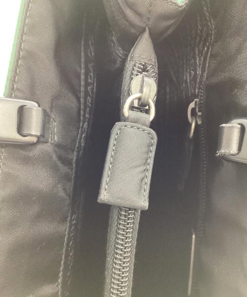 PRADA（プラダ）PRADA (プラダ) PRADA　ショルダーバッグ グリーンの古着・服飾アイテム