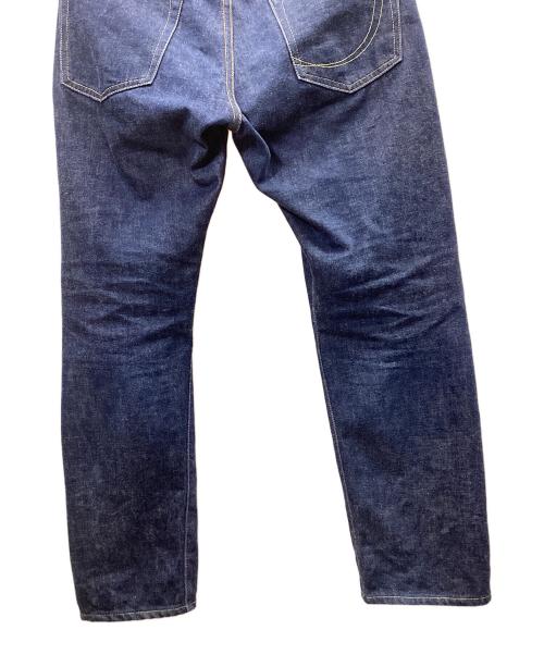MOMOTARO JEANS（桃太郎ジーンズ）MOMOTARO JEANS (桃太郎ジーンズ) 銅丹レガシィブルー・ナローテーパード ジッパーフライ インディゴ サイズ:34の古着・服飾アイテム