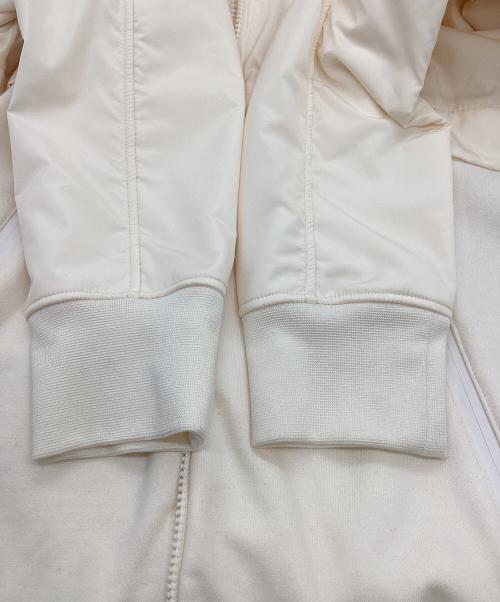 HUGO BOSS（ヒューゴ ボス）HUGO BOSS (ヒューゴ ボス) ブルゾン アイボリー サイズ:Sの古着・服飾アイテム