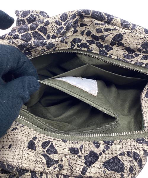 Vivienne Westwood（ヴィヴィアンウエストウッド）Vivienne Westwood (ヴィヴィアンウエストウッド) ヤスミン 総柄 ハンドバッグの古着・服飾アイテム