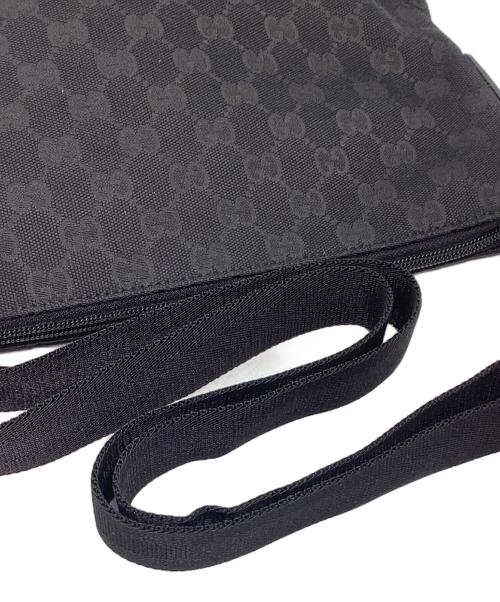 GUCCI（グッチ）GUCCI (グッチ) GGキャンバス ショルダーバッグ ブラックの古着・服飾アイテム