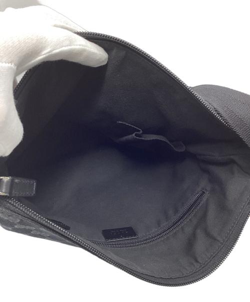 GUCCI（グッチ）GUCCI (グッチ) GGキャンバス ショルダーバッグ ブラックの古着・服飾アイテム