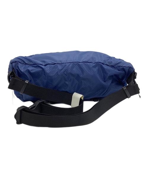 and wander（アンドワンダー）and wander (アンドワンダー) ウエストバッグ ネイビー 未使用品の古着・服飾アイテム