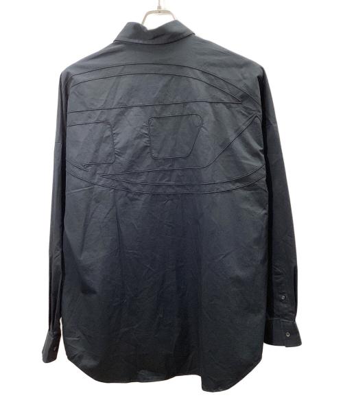 DIESEL（ディーゼル）DIESEL (ディーゼル) バックロゴ オーバーサイズシャツ ブラック サイズ:50の古着・服飾アイテム