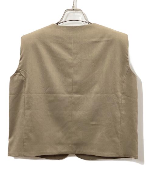 forme（フォルメ）FORME (フォルメ) FrontButtonVest(フロントボタンベスト) モカ サイズ:freeの古着・服飾アイテム