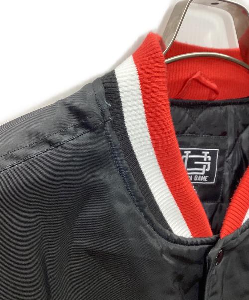 CHICAGO BULLS（シカゴブルズ）CHICAGO BULLS (シカゴブルズ) ULTRA GAME (ウルトラゲーム) スタジャン レッド サイズ:XLの古着・服飾アイテム