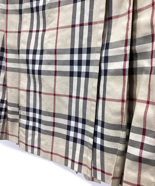 BURBERRY BLUE LABEL（バーバリーロンドンブルーレーベル）BURBERRY BLUE LABEL (バーバリーロンドンブルーレーベル) プリーツスカート ベージュ サイズ:36の古着・服飾アイテム