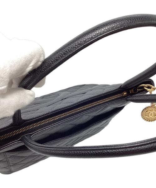 CHANEL（シャネル）CHANEL (シャネル) マトラッセ　キャビアスキン　トートバッグ ブラックの古着・服飾アイテム