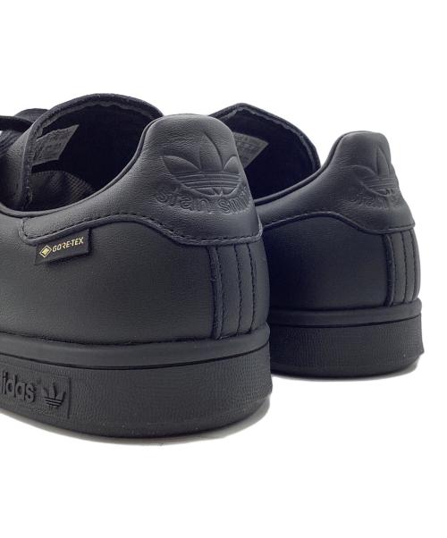 adidas Originals（アディダスオリジナル）adidas Originals (アディダスオリジナル) STAN SMITH LUX GTX スタンスミス ラックス GTX niq31　コアブラック×コアブラック×フットウェアホワイト　 ブラック サイズ:27の古着・服飾アイテム