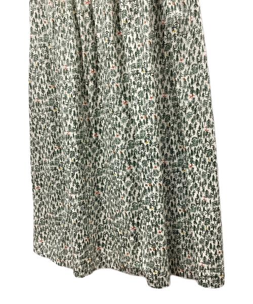 オオカミとフクロウ（オオカミトフクロウ）オオカミとフクロウ (オオカミトフクロウ) フクロウとこもれび森のかくれんぼ“ゆらぎ”スカート ベージュ サイズ:freeの古着・服飾アイテム