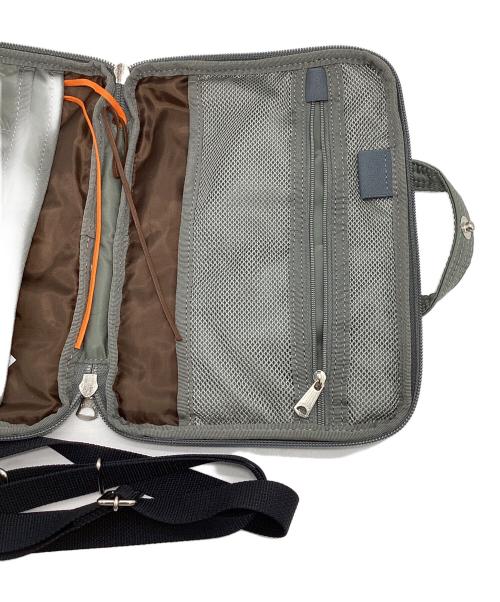 PORTER（ポーター）PORTER (ポーター) ほぼ日手帳 x PORTER  Stroll [cousin size(A5)] モスグレーの古着・服飾アイテム