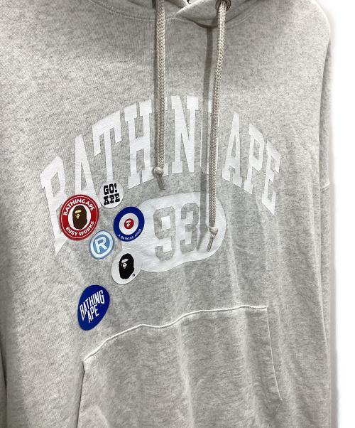 A BATHING APE（ア ベイシング エイプ）A BATHING APE (ア ベイシング エイプ) ロゴパッチパーカー グレー サイズ:Lの古着・服飾アイテム