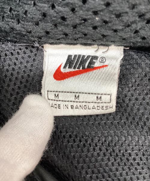 NIKE（ナイキ）NIKE (ナイキ) ナイロンジャケット ブラック サイズ:Mの古着・服飾アイテム