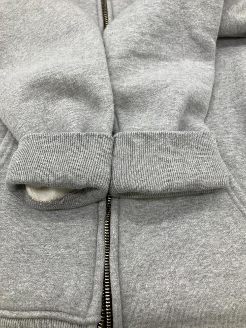 cheswick（チェスウィック）cheswick (チェスウィック) LOONEY TUNES (ルーニーチューンズ) ジップパーカー グレー サイズ:Lの古着・服飾アイテム